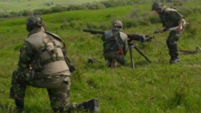 Primele coloane de tehnică militară ale trupelor din ţările membre NATO încep să intre în România