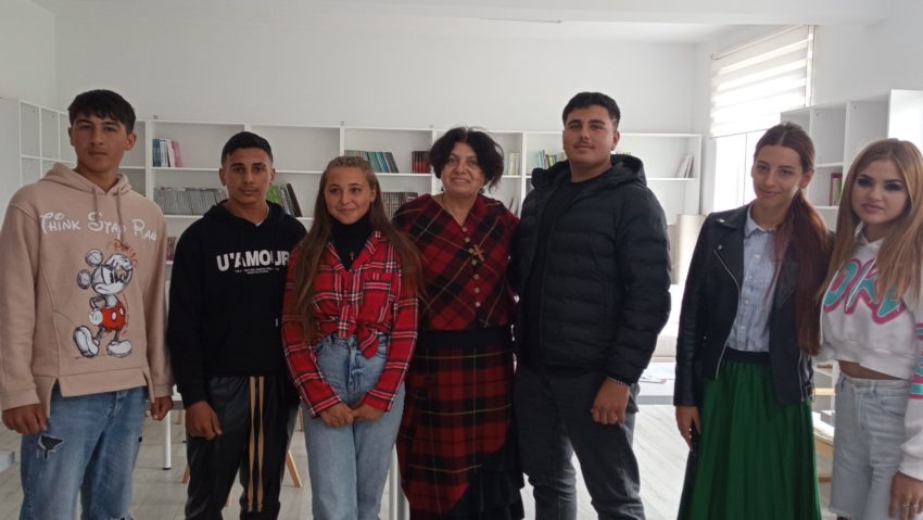 Suntem activi și împlicați în comunitatea noastră, proiect al Asociației Pro Roma – subiect al emisiunii Viața Romilor de luni, 6 OCTOMBRIE 2025, ora 20:30 – cu Dumitru Șerban Suntem activi și împlicați în comunitatea noastră, proiect al Asociației Pro Roma – subiect al emisiunii Viața Romilor de luni, 6 OCTOMBRIE 2025, ora 20:30 – cu Dumitru Șerban