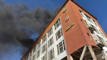 Incendiu la fostul combinat CAROM Onești