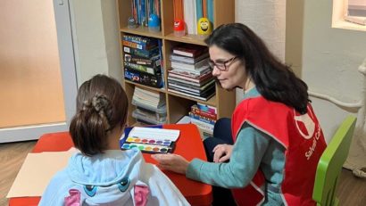 Semnal de alarmă: Peste 60% dintre preadolescenții și adolescenții care au solicitat consiliere în 2025 au prezentat probleme severe de sănătate mintală, ajungând în unele cazuri până la tentative de suicid
