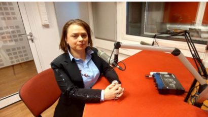 #StareaEducației: (INTERVIU) Genoveva Farcaș, directorul Casei Corpului Didactic Iași: „Formarea profesorilor fără consecință în planul practicii cu elevul este nulă. E nevoie de schimbări curriculare profunde. Predăm pedagogia după programe de acum 20 de ani.”