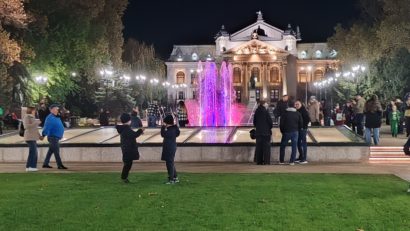 Esplanada Teatrului Național, redeschisă pentru pelerini. Aici va putea fi urmărită slujba de Hramul Sfintei Parascheva