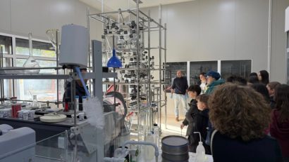 Iași: Manifestare ştiinţifică internaţională dedicată tinerilor, organizată de Institutul de Chimie Macromoleculară „Petru Poni”