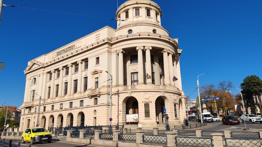 (AUDIO) Zilele Bibliotecii Centrale Universitare Iași: Întâlnirea cititorilor cu era digitală”