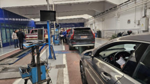 Mașinile utilizate pot fi vândute doar după ce au primit Cartea de Identitate a Vehiculului, eliberată de Registrul Auto Român