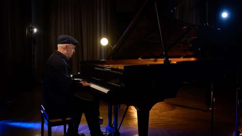 Conexiuni autentice cu Cristina Spînu – Invitat, prof. univ. dr. Romeo Cozma