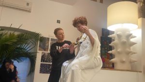 (AUDIO/FOTO) În camera ei: teatrul ca spațiu al confesiunii feminine