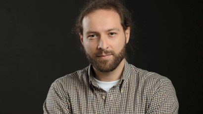 (INTERVIU) A fost lansată campania națională ”Spune pe bune ce se întâmplă la tine în școală.” Jurnalistul John Cristea: ”Vrem să luăm pulsul educației, pentru ca cei care dețin puterea să se autosesizeze acolo unde apar nereguli.”