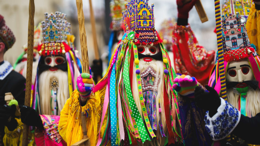 Festivalul de Datini și Obiceiuri de Iarnă „Din străbuni, din oameni buni…” – ediția a L-a, aniversară – s-a încheiat cu succes