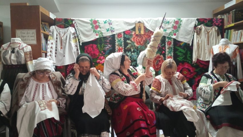 Erbiceni, Iași: sărbători sub semnele identitare ale șezătorii – teme ale emisiunii Tradiții de joi, 4 decembrie 2025, ora 21:03 – cu Dumitru Șerban