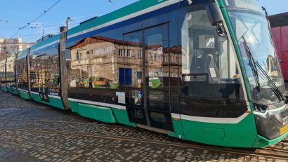 (AUDIO) Iașul, lovit de scăderi bugetare: biletele de transport în comun s-ar putea scumpi la 5 lei