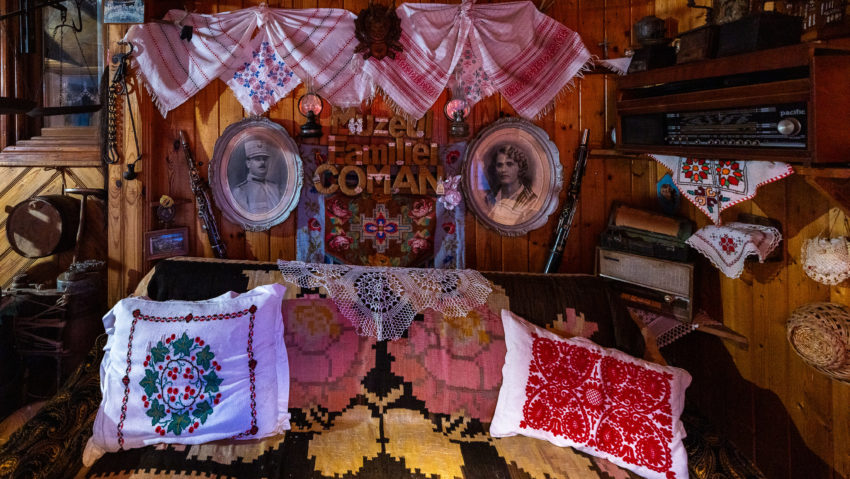 Brusturoasa, Bacău – trecut și prezent prin tradițiile înaintașilor – temă a emisiunii Tradiții de joi, 15 IANUARIE 2026, ora 21:03 – 22 – cu Dumitru ȘERBAN