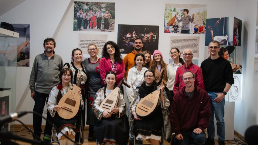 COBZA – din poveste prin practică în Patrimoniul Cultural Imaterial al UNESCO – temă a emisiunii Tradiții de joi, 29 IANUARIE 2026, ora 21:03 – 22 – cu Dumitru ȘERBAN