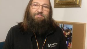 Asociația ”Glasul Vieții” – glasul speranței și în 2026 pentru persoanele nevoiașe. Părintele misionar Dan Damaschin cu Mihai Florin Pohoață, la ”Pulsul Zilei” – 05.01.2026.