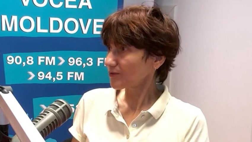 #StareaEducației (INTERVIU) ”Teatrul trece Bacul”: literatura canonică, redescoperită prin scenă. Oltița Cântec, teatrolog: ”Nu trebuie să ne temem să abordăm, în maniere dezinhibate, mai puțin didactice, mai puțin academice, marii noștri autori, dar cu respect pentru stilul și spiritul operei”