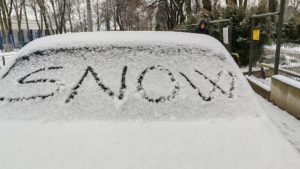 Stare de urgenţă în aproape jumătate din SUA, din cauza furtunii de zăpadă şi a gheţii