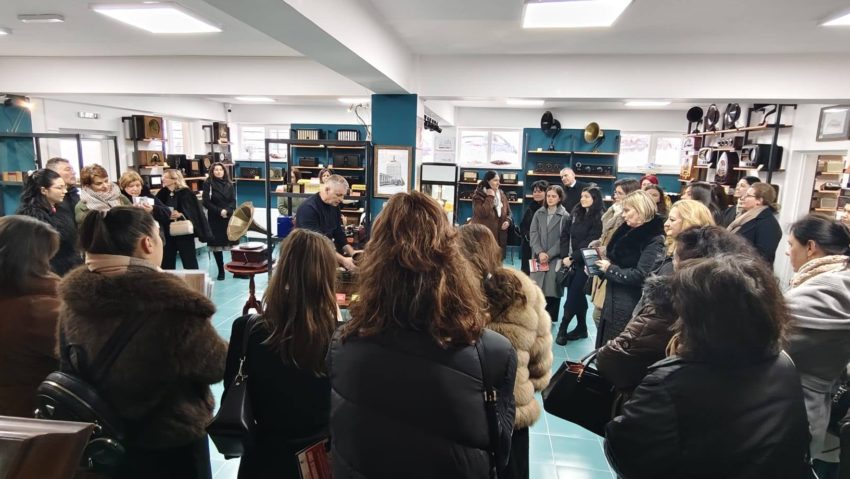 Omul care aduce vestea! Muzeul Radioului Siret, pregătiri pentru Ziua Mondială a Radioului