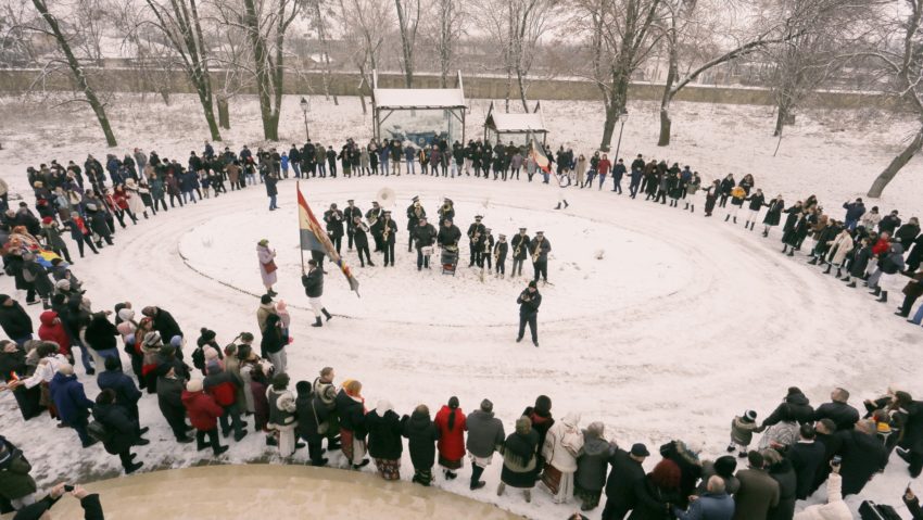 (PROMO) Unirea Principatelor Române, sărbătorită la Ruginoasa – temă a emisiunii Tradiții de joi, 5 februarie 2026, ora 21:03 – cu Dumitru Șerban