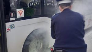 Început de incendiu la un autobuz CTP Iași, pe traseul 43. Vehiculul a fost retras la garaj