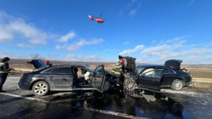 (AUDIO) Tragedie la Ciortești: Două autoturisme s-au ciocnit frontal, trei persoane și-au pierdut viața