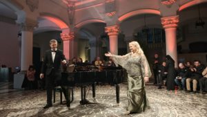 Melodie, Dor, Magie – Mezzosoprana Ruxandra Donose și pianistul Sergiu Tuhuțiu, la Iași