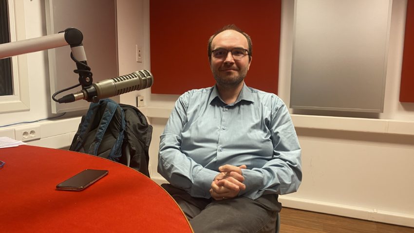 Ștefan Ciobâcă, profesor ieșean, implicat într-un proiect internațional de testare a limitelor sistemelor de inteligență artificială. Emisiunea „Weekend cu prieteni”, realizator – Horia Daraban (8.02.2026)