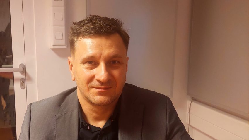 #StareaEducației (INTERVIU) Prof. dr. Denis Constantin Țopa, prorector al Universității de Științele Vieții ”Ion Ionescu de la Brad” din Iași: Campusul AGRITECH, destinat studenților și elevilor, va fi o bijuterie la nivelul Regiunii Nord-Est. Agricultura modernă înseamnă tot mai mult tehnologie: utilaje complet computerizate, drone, sisteme inteligente de monitorizare și analiză. Avem nevoie să pregătim specialiști în acest sens.