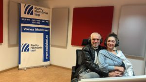 Omul care aduce vestea: Cum să treci mai ușor printr-un divorț?