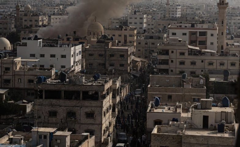 (AUDIO) Românii din Tel-Aviv și împrejurimi se adăpostesc în spații special amenajate și schimbă informații printr-un grup de WhatsApp