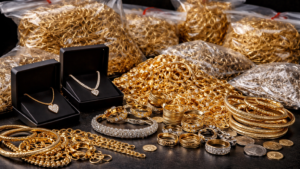 ANAF Antifraudă a confiscat peste 32 kg de bijuterii de aur şi argint, în valoare de 12 milioane lei