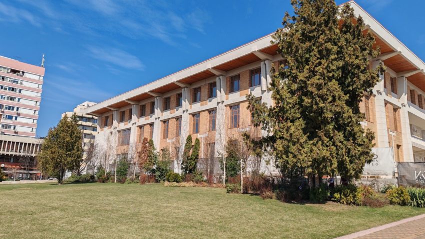 (AUDIO) Lucrările de consolidare la Palatul Administrativ din Iași se apropie de final