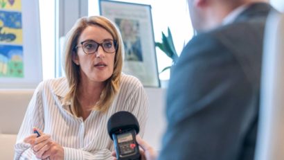 (EXCLUSIV) #StaiSigurPeNet: Roberta Metsola, președinta Parlamentului European, trage un semnal de alarmă asupra hărțuirii online