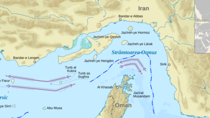 Zeci de nave şi marinarii lor sunt blocaţi în jurul Strâmtorii Ormuz
