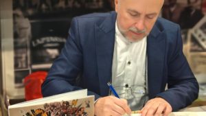 Gheorghe Cîrstian își lansează astăzi, la Iași, volumul „falsul pescar”!