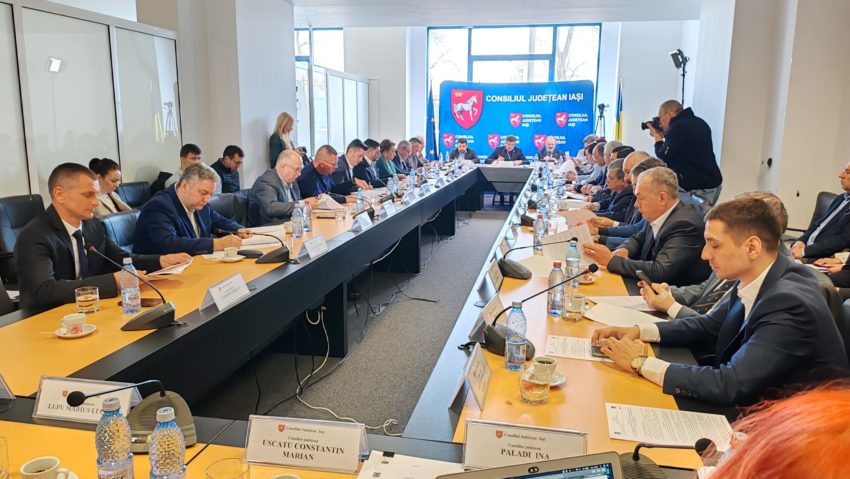 (AUDIO) Consiliul Județean Iași funcționează cu personal redus, dar nu va face angajări