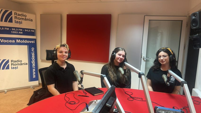 „LICENȚIADA” te ajută cu licența! 4 aprilie, la UAIC Iași. Andreea Luca, Antonia Crăciun și Daria Aneculăesei, voluntari ASFIZ-UAIC, în matinal cu Adina Șuhan