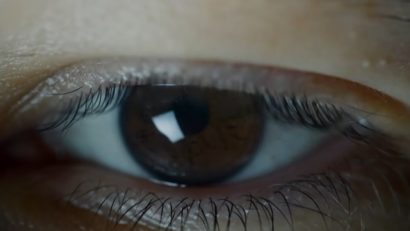 Stai sigur pe net: Cum își poate sprijini părintele copilul după o experiență negativă online