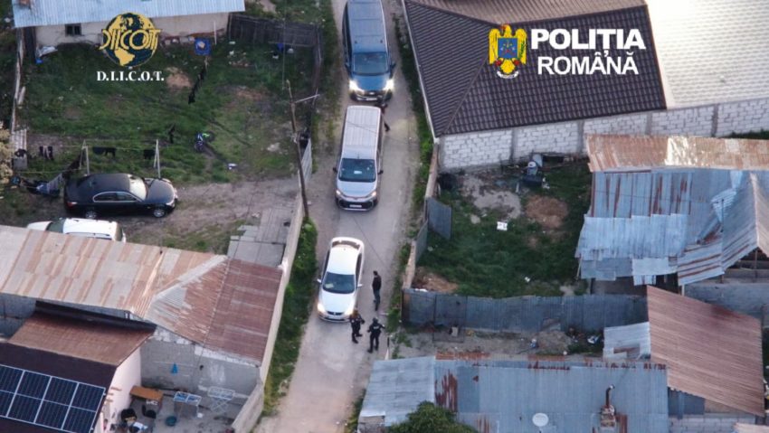 Percheziții DIICOT în cinci județe și în București, într-un dosar de trafic de persoane