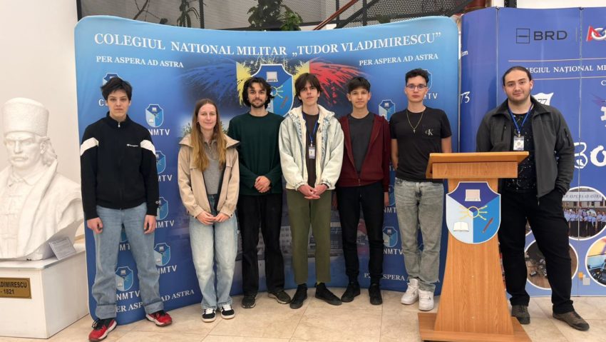 (FOTO) Rezultate deosebite obținute de elevii ieșeni la Olimpiada Națională de Fizică
