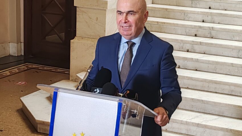 Bolojan: Am convenit cu MAE să propună în CSAT o acţiune diplomatică pentru sancţiuni vizavi de diplomaţii ruşi la Bucureşti