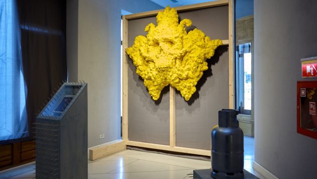 Romanian Creative Week a închis expoziția „Malleus Maleficarum”, găzduită de Palatul Braunstein, și a sesizat Poliția după compromiterea expoziției care include o carte de patrimoniu a Muzeului Național Brukenthal