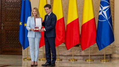 Nadia Comăneci, decorată de preşedintele Nicuşor Dan cu Ordinul Naţional „Steaua României” în grad de Mare Cruce
