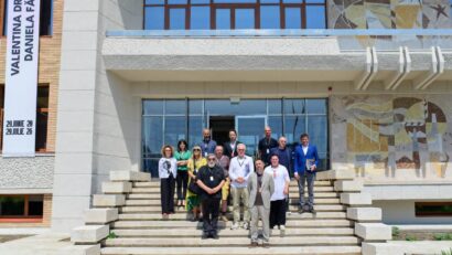 Iaşi: Artişti contemporani din România şi Republica Moldova vor expune lucrări în Casa Pătrată