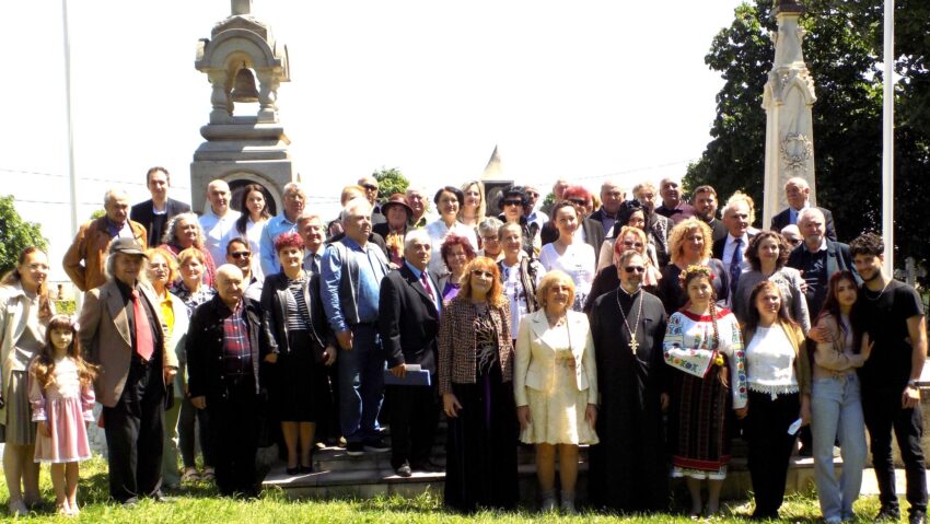 (AUDIO/PROMO)„Sfânta biserică este acasă” – Un praznic al tradiției și al memoriei la Hândrești – temă a emisiunii TRADIȚII – de joi, 4 IUNIE 2026, ora 21:03 – 22 – cu Dumitru ȘERBAN
