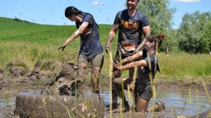 „Asaltul Lupilor” 2026, IAȘI – 2.500 de participanți și spectatori au sărbătorit „Dansând la Lună” la Aroneanu!