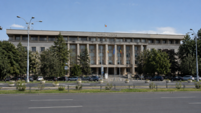(AUDIO) Reacții din teritoriu privind nominalizarea liberalului Adrian Veștea pentru a constitui noul Guvern