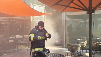 (FOTO) Incendiu la spațiu comercial din cadrul Palas Campus, municipiul Iași