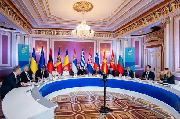 Preşedintele Nicuşor Dan a participat, la Kiev, la Summitul Ucraina – Europa de Sud Est