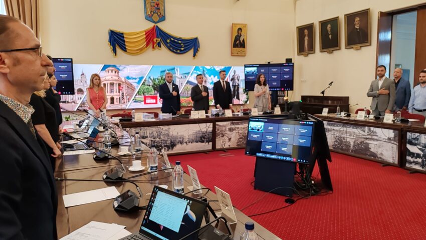 (AUDIO/FOTO) Consiliul Local Iași a aprobat noua organigramă a Primăriei