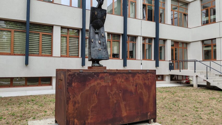 (AUDIO/FOTO) Casa Pătrată din Iași își deschide porțile pentru o expoziție permanentă de artă contemporană